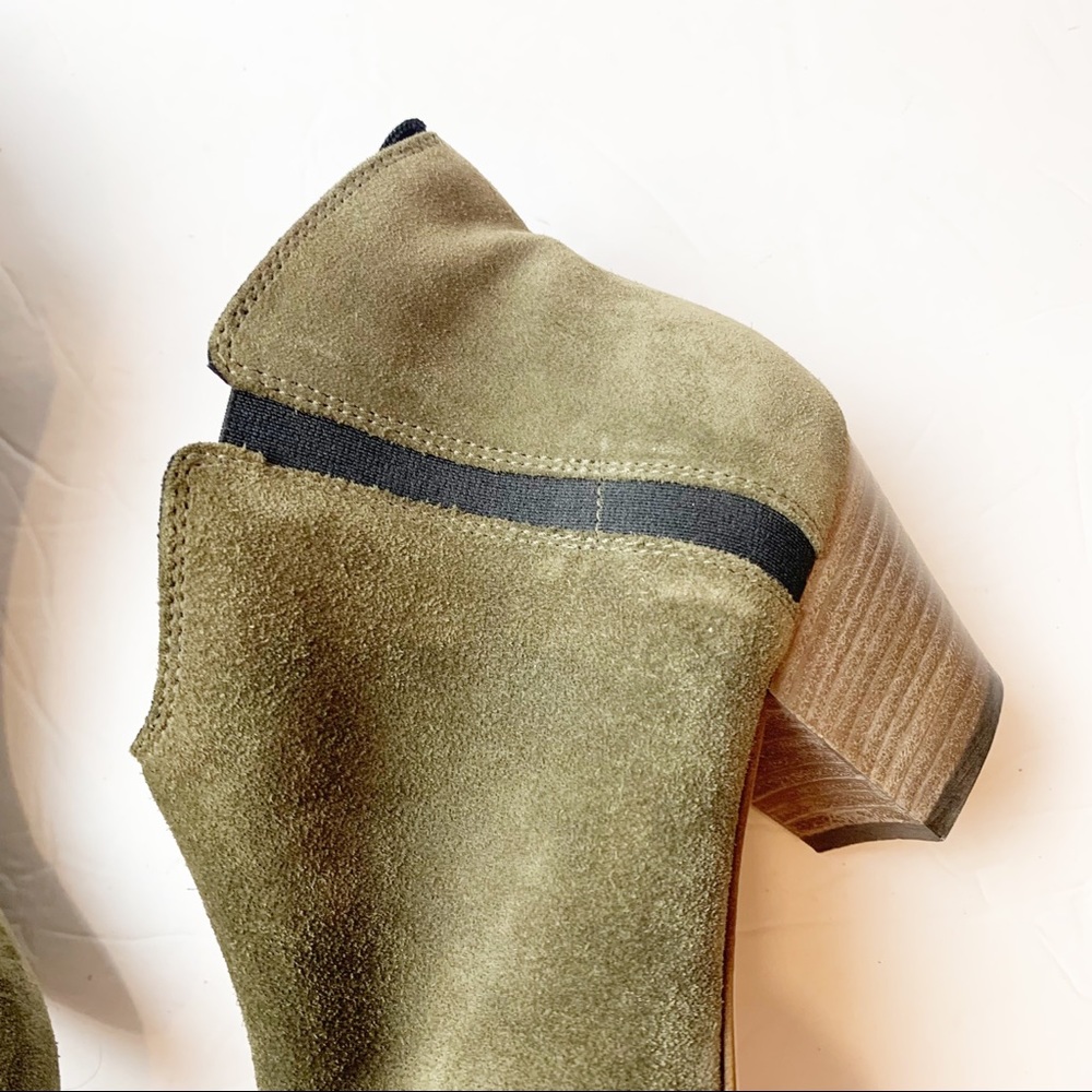 Aquatalia | size 7, fits like 6.5 Famous Army Green Suede Ankle Boots - Picture 4 of 10